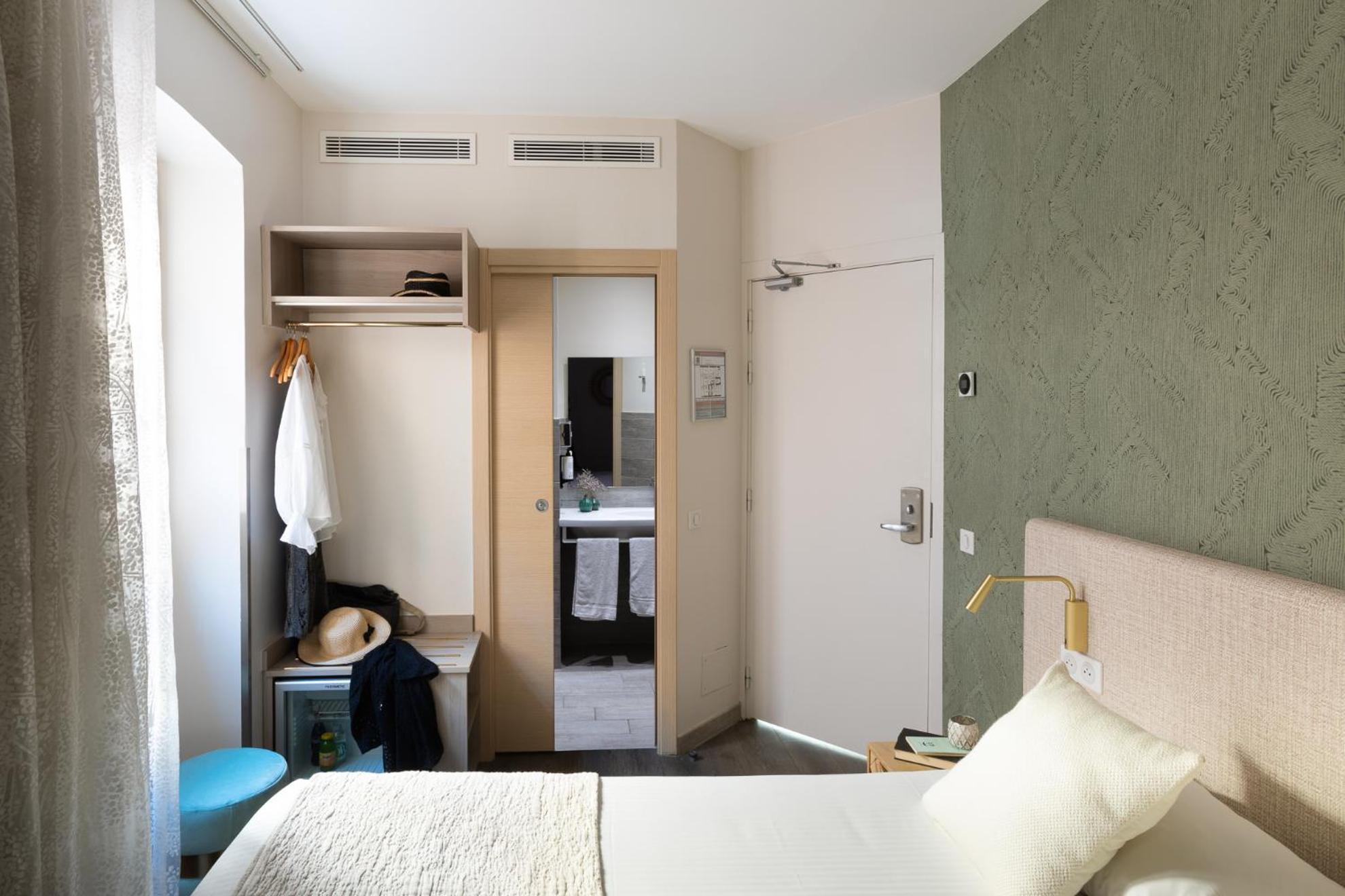Western Du Roy D'aragon 3*